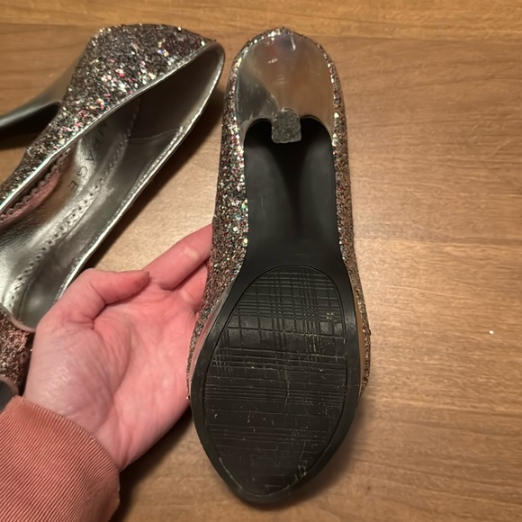 UPDATED Host Pick Silver Multicolor Rainbow Glitter peeptoe platform heel pumps - Picture 8 of 15